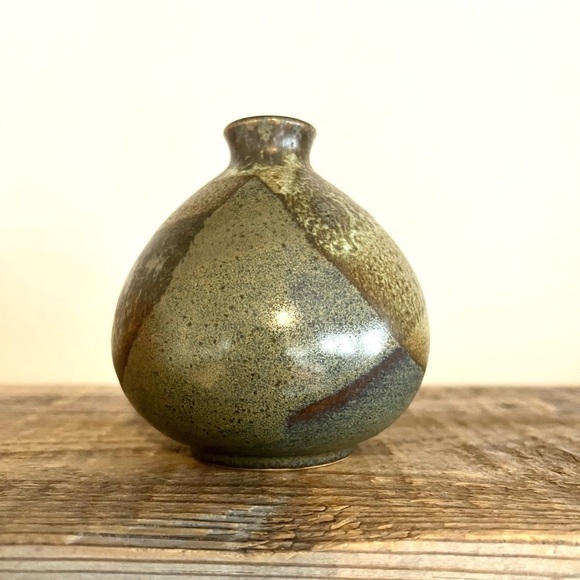 Handmade OOAK art pottery bud vase - Picture 1 of 5